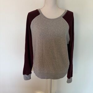 Ugg Elisha Crew Neck Gray Burgundy Raglan Sleeve Sweatshirt Size L